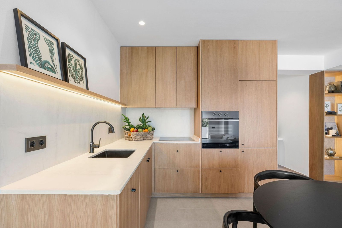 3 Bed Apartment for sale in Nueva Andalucía Costa Del Sol, Málaga, Spain