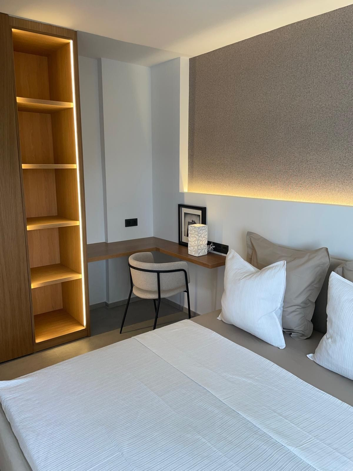 3 Bed Apartment for sale in Nueva Andalucía Costa Del Sol, Málaga, Spain