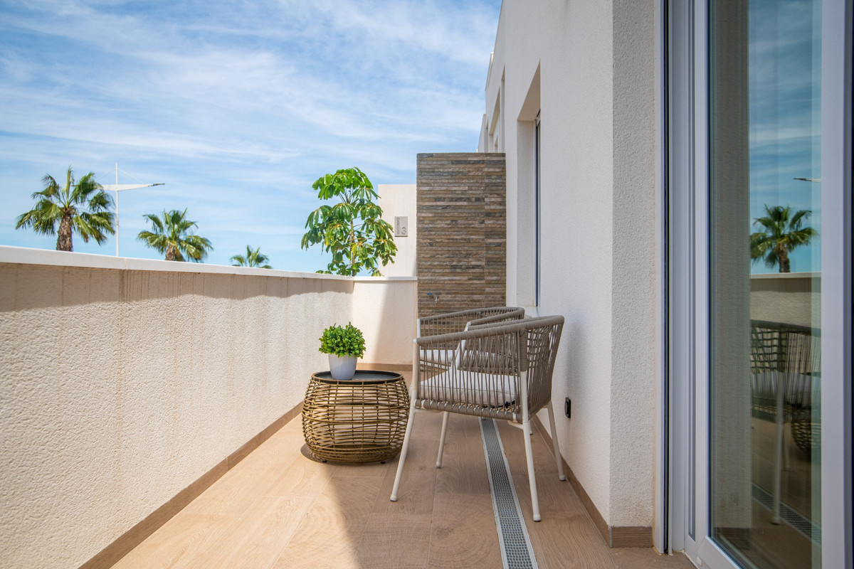 3 Bed Apartment for sale in Algorfa Costa Blanca, Alicante, Spain