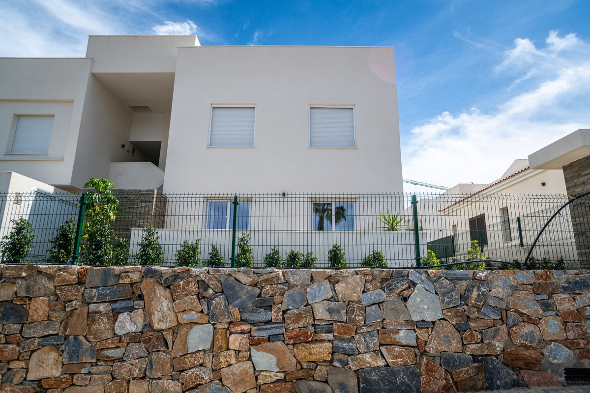 3 Bed Apartment for sale in Algorfa Costa Blanca, Alicante, Spain