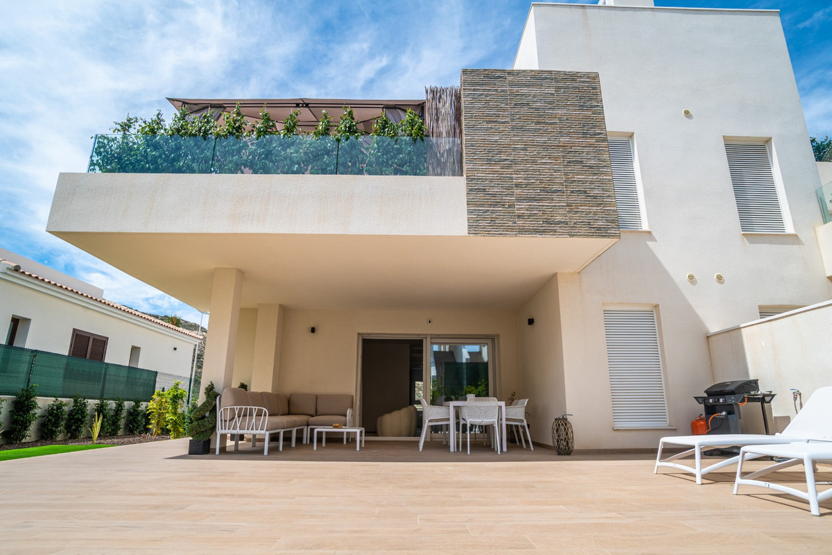 3 Bed Apartment for sale in Algorfa Costa Blanca, Alicante, Spain