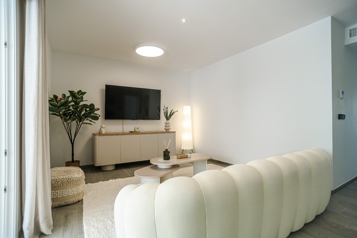 3 Bed Apartment for sale in Algorfa Costa Blanca, Alicante, Spain