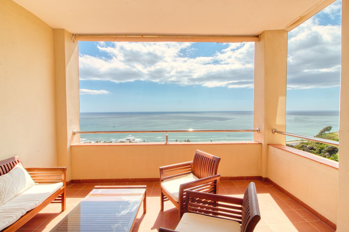 Se vende Apartamento Planta Media de 3 dormitorios en Costa Del Sol, Málaga, España
