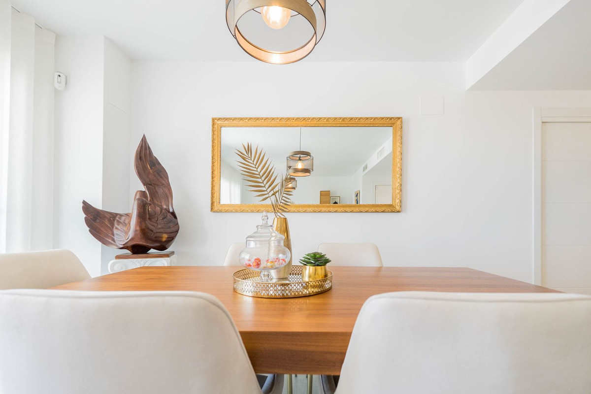 3 Bed Apartment for sale in Fuengirola Costa Del Sol, Málaga, Spain