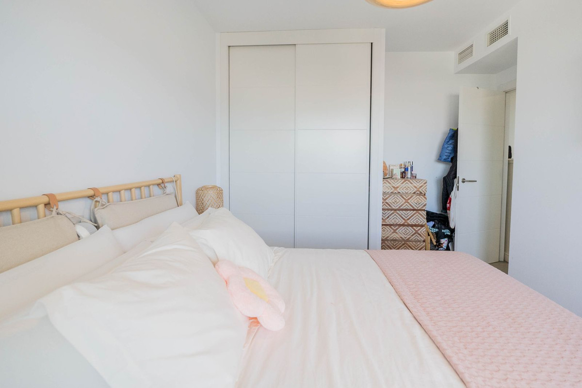 3 Bed Apartment for sale in Fuengirola Costa Del Sol, Málaga, Spain