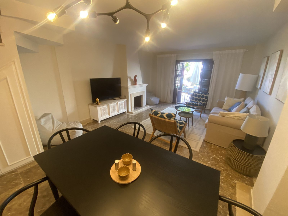 Se vende Adosada de 2 dormitorios en Costa Del Sol, Málaga, España
