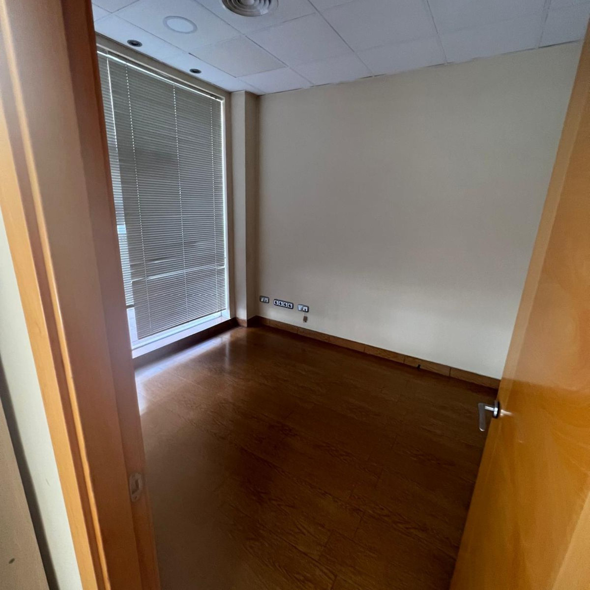 Se vende Local comercial  en Costa Del Sol, Málaga, España