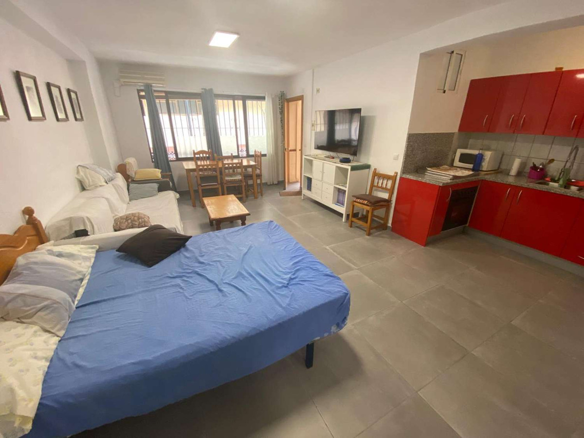 1 Bed Apartment for sale in Fuengirola Costa Del Sol, Málaga, Spain