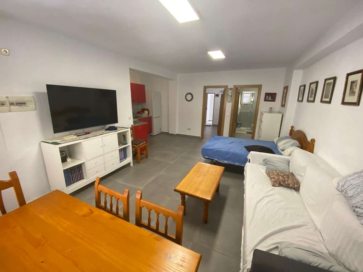 1 Bed Apartment for sale in Fuengirola Costa Del Sol, Málaga, Spain