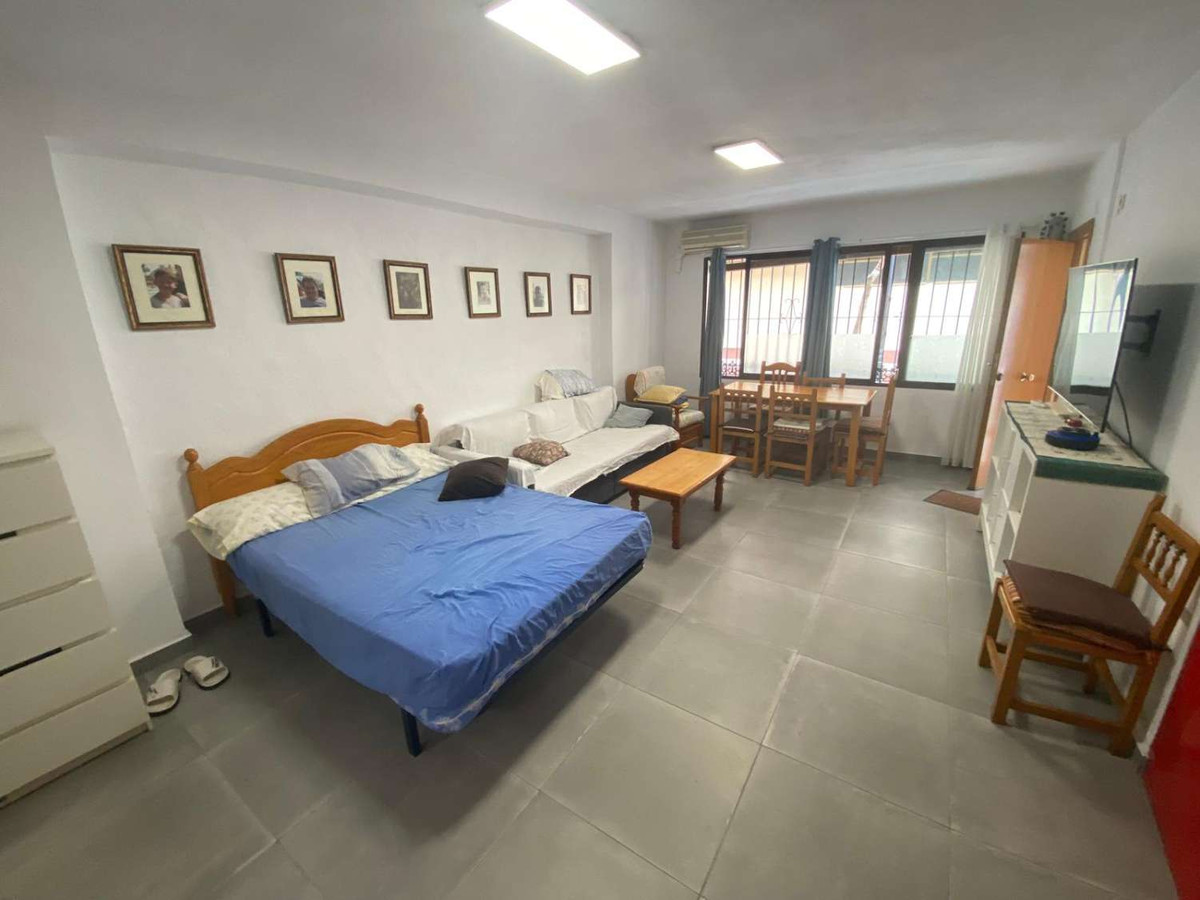 1 Bed Apartment for sale in Fuengirola Costa Del Sol, Málaga, Spain