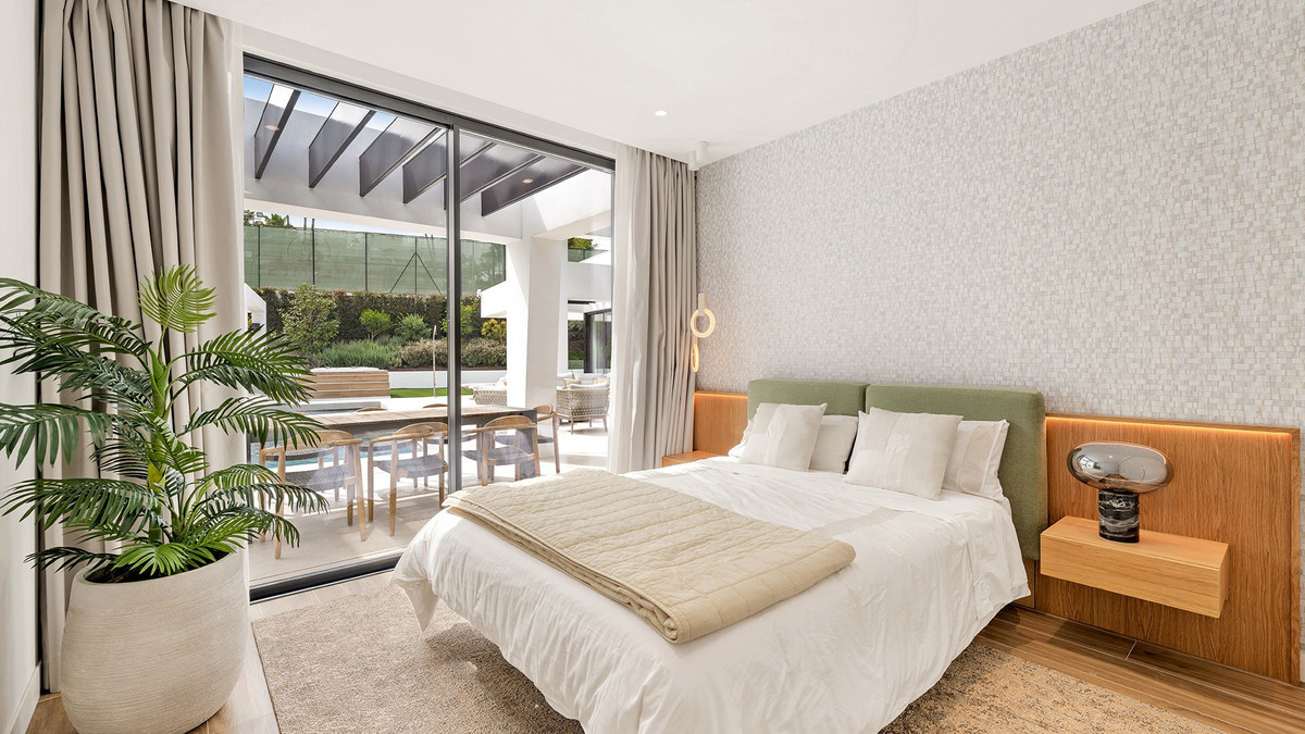 Se vende Villa - Chalet de 6 dormitorios en Costa Del Sol, Málaga, España