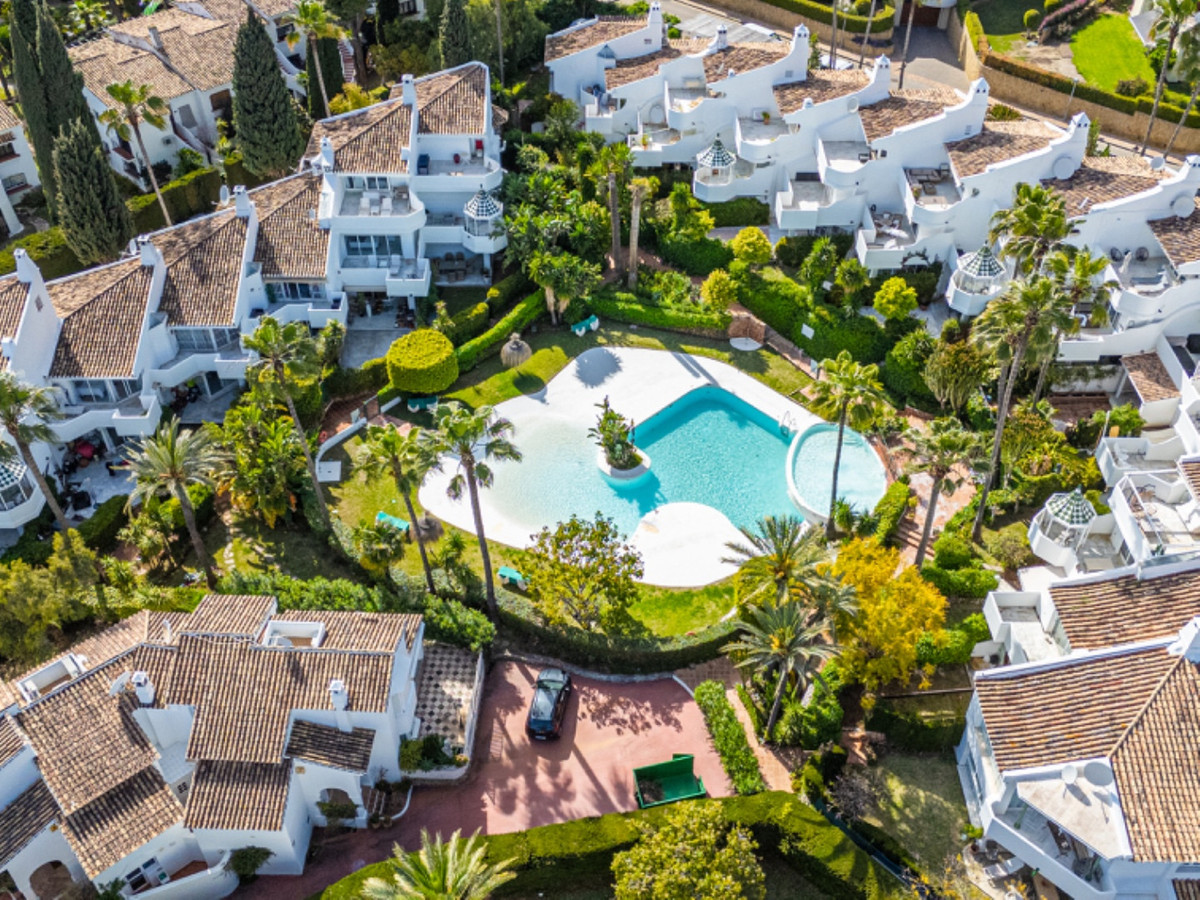 3 Bed Townhouse for sale in Sierra Blanca Costa Del Sol, Málaga, Spain