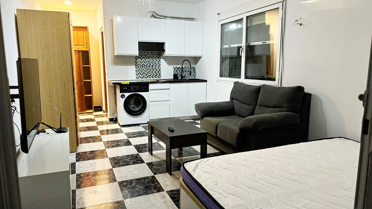 Se vende Villa - Chalet de 4 dormitorios en Costa Blanca, Alicante, España