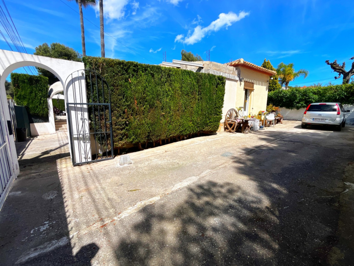 Se vende Villa - Chalet de 4 dormitorios en Costa Blanca, Alicante, España