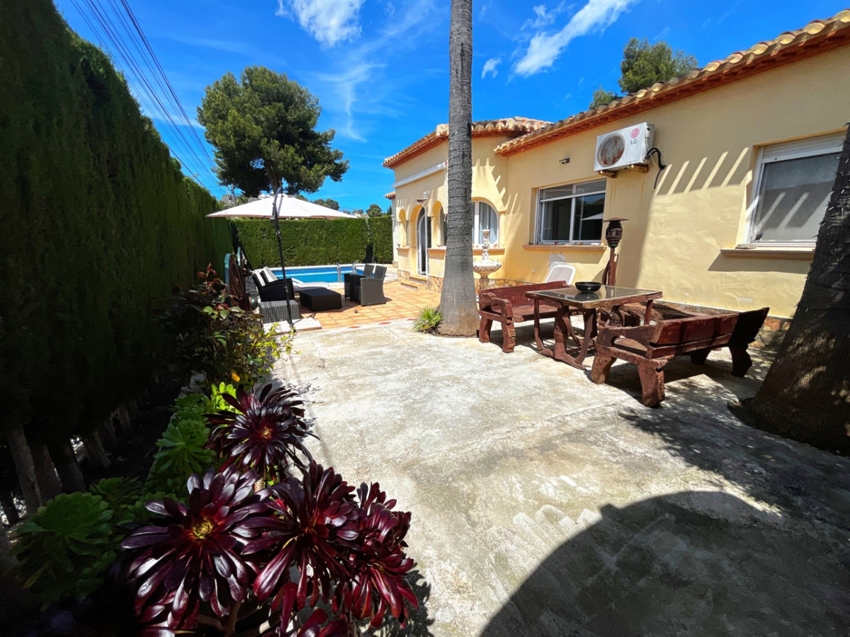 Se vende Villa - Chalet de 4 dormitorios en Costa Blanca, Alicante, España