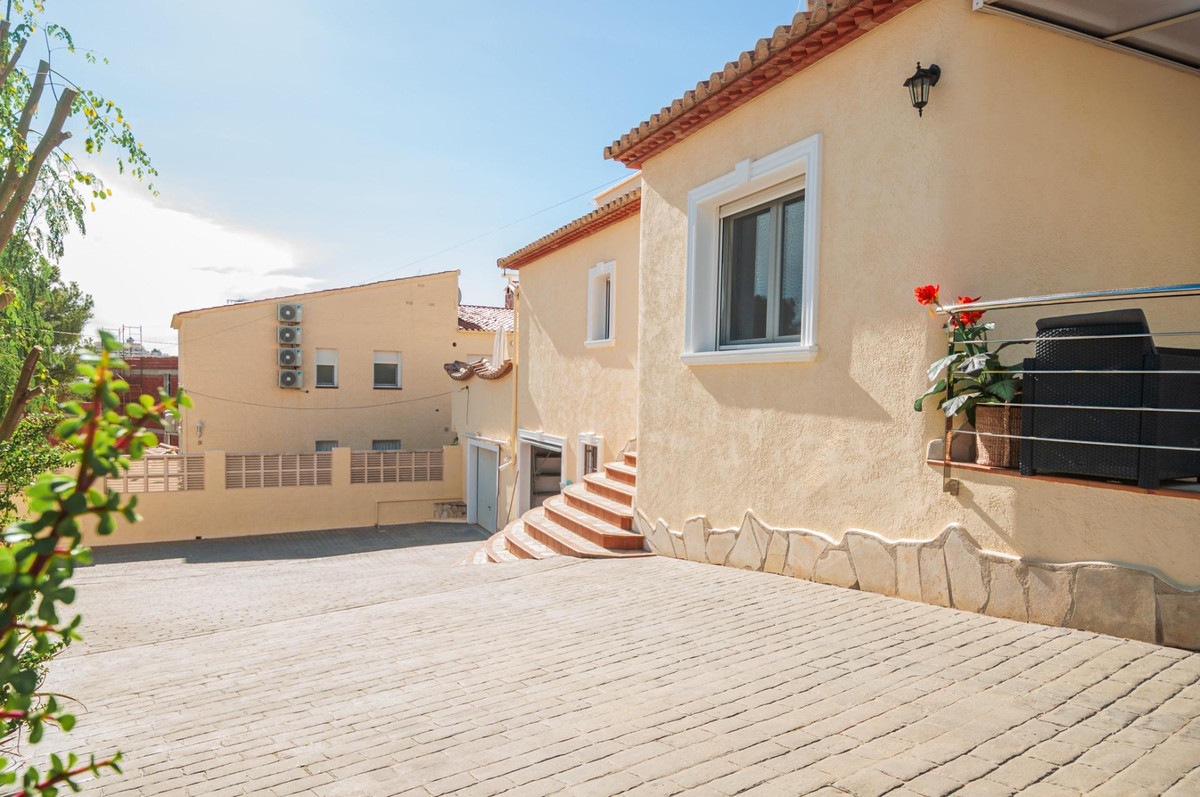 Se vende Villa - Chalet de 3 dormitorios en Costa Blanca, Alicante, España