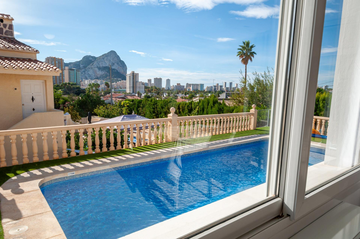 Se vende Villa - Chalet de 3 dormitorios en Costa Blanca, Alicante, España