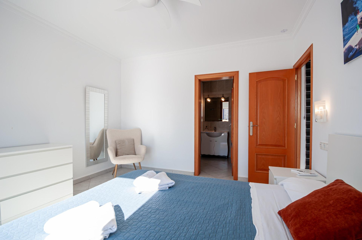 Se vende Villa - Chalet de 3 dormitorios en Costa Blanca, Alicante, España