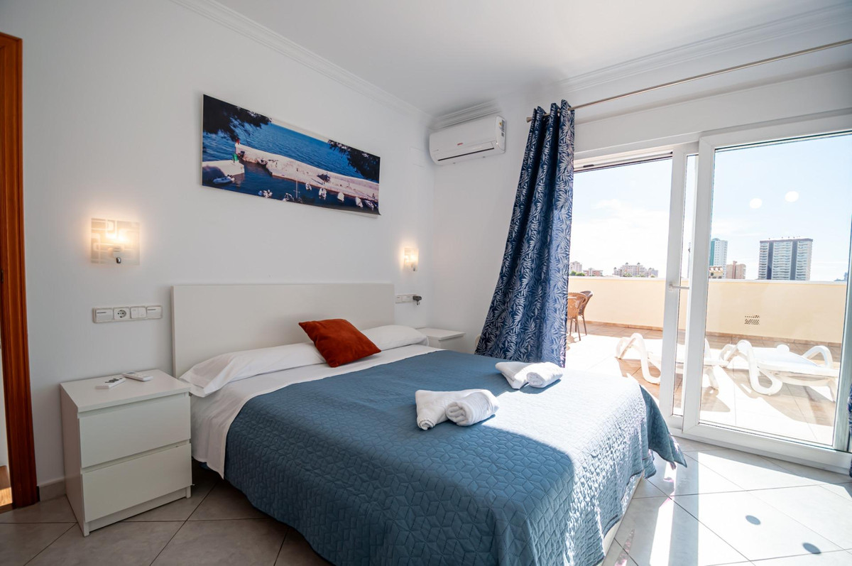 Se vende Villa - Chalet de 3 dormitorios en Costa Blanca, Alicante, España