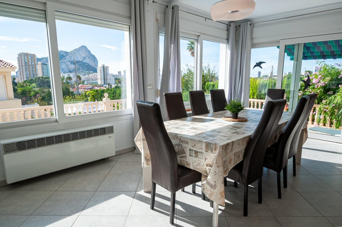 Se vende Villa - Chalet de 3 dormitorios en Costa Blanca, Alicante, España