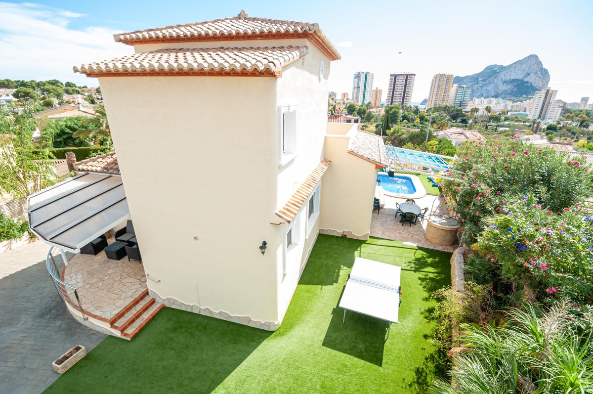 Se vende Villa - Chalet de 3 dormitorios en Costa Blanca, Alicante, España