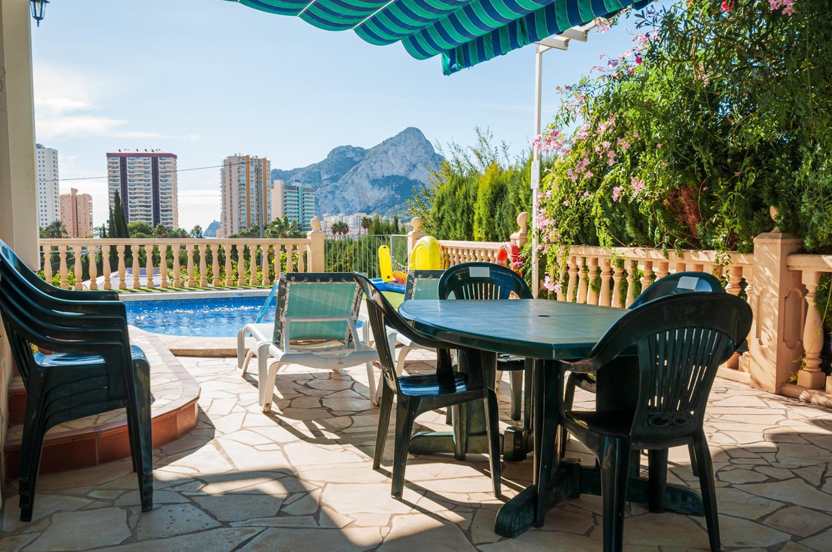 Se vende Villa - Chalet de 3 dormitorios en Costa Blanca, Alicante, España