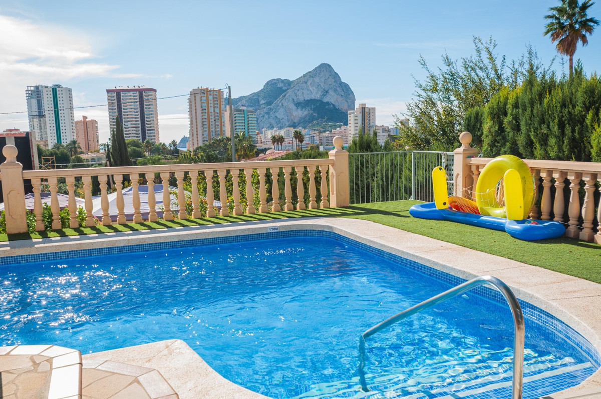 Se vende Villa - Chalet de 3 dormitorios en Costa Blanca, Alicante, España