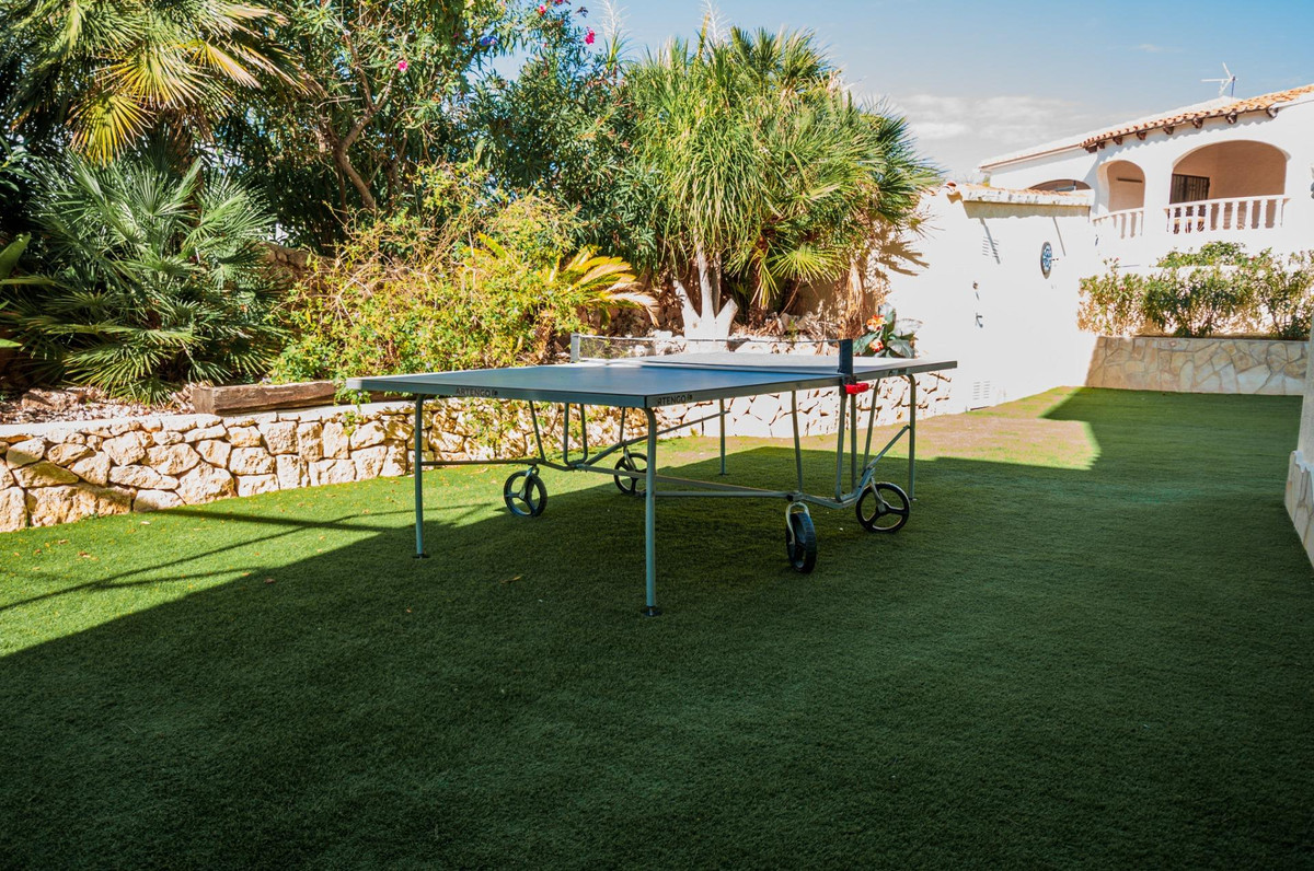 Se vende Villa - Chalet de 3 dormitorios en Costa Blanca, Alicante, España