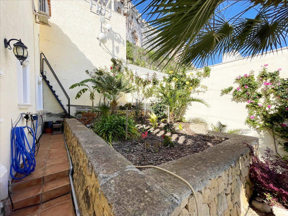 Se vende Villa - Chalet de 3 dormitorios en Costa Blanca, Alicante, España