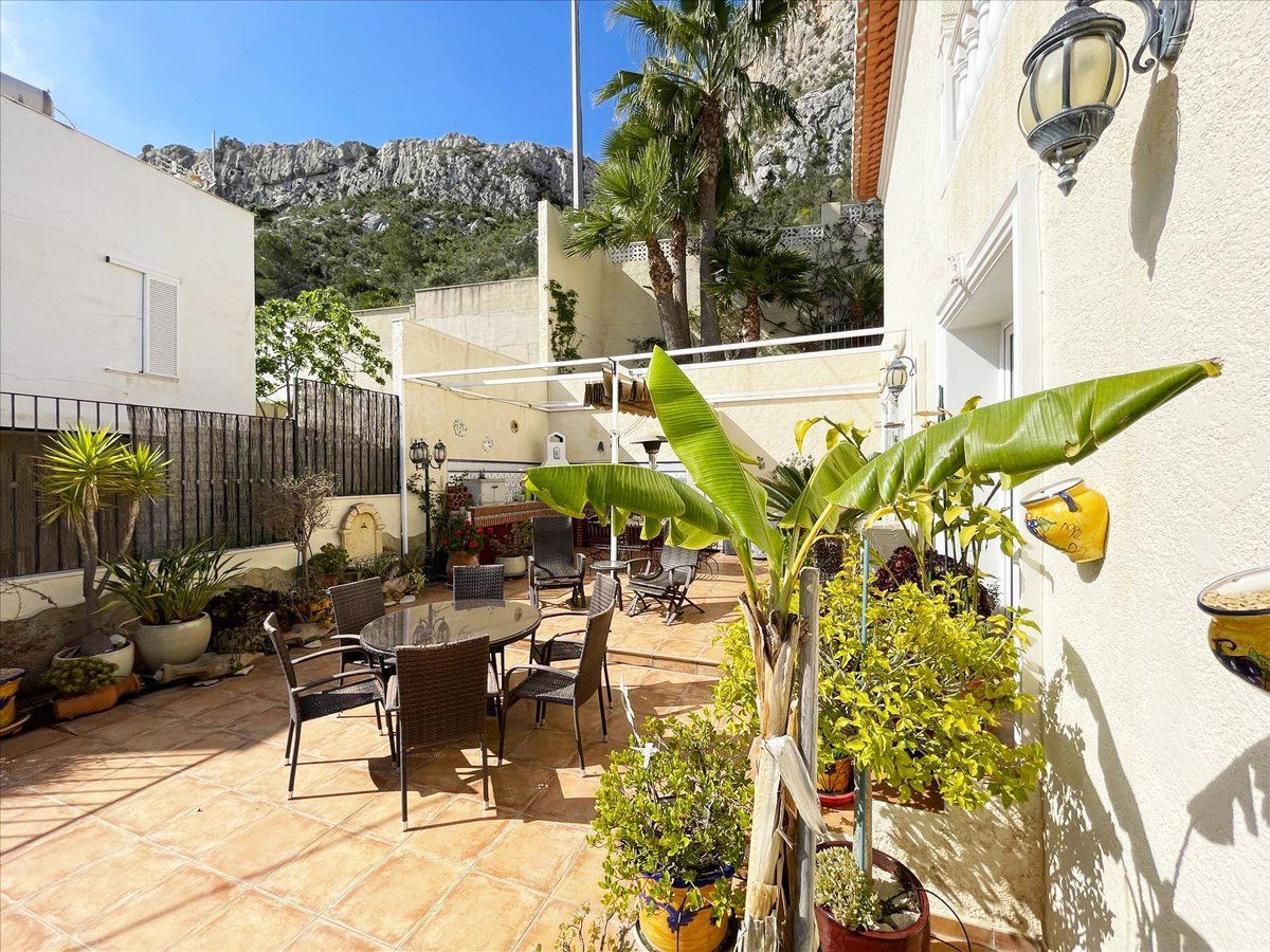 Se vende Villa - Chalet de 3 dormitorios en Costa Blanca, Alicante, España
