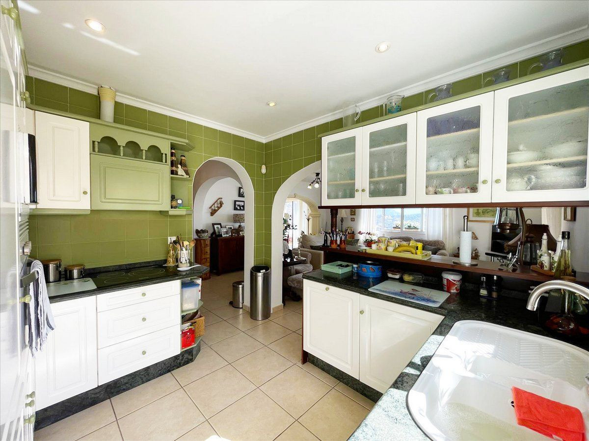 Se vende Villa - Chalet de 3 dormitorios en Costa Blanca, Alicante, España