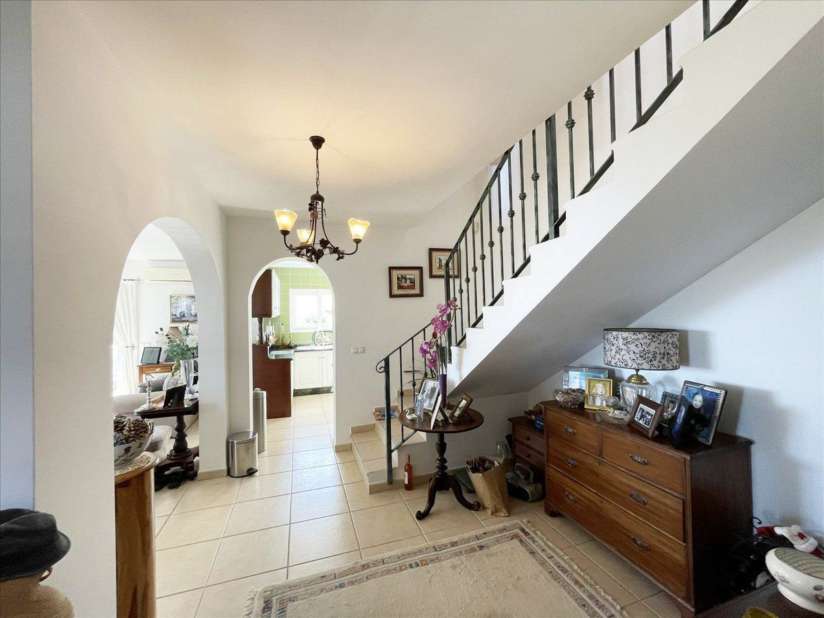 Se vende Villa - Chalet de 3 dormitorios en Costa Blanca, Alicante, España