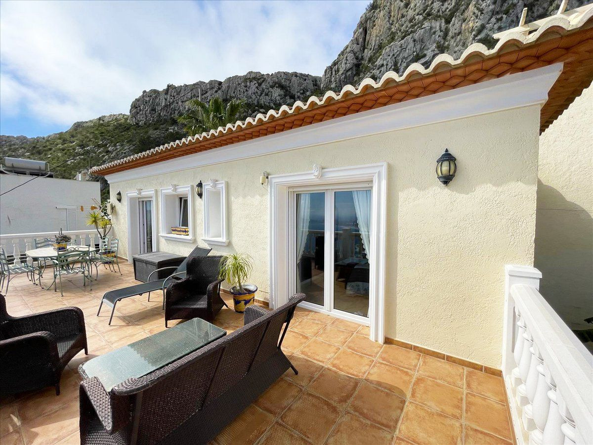 Se vende Villa - Chalet de 3 dormitorios en Costa Blanca, Alicante, España