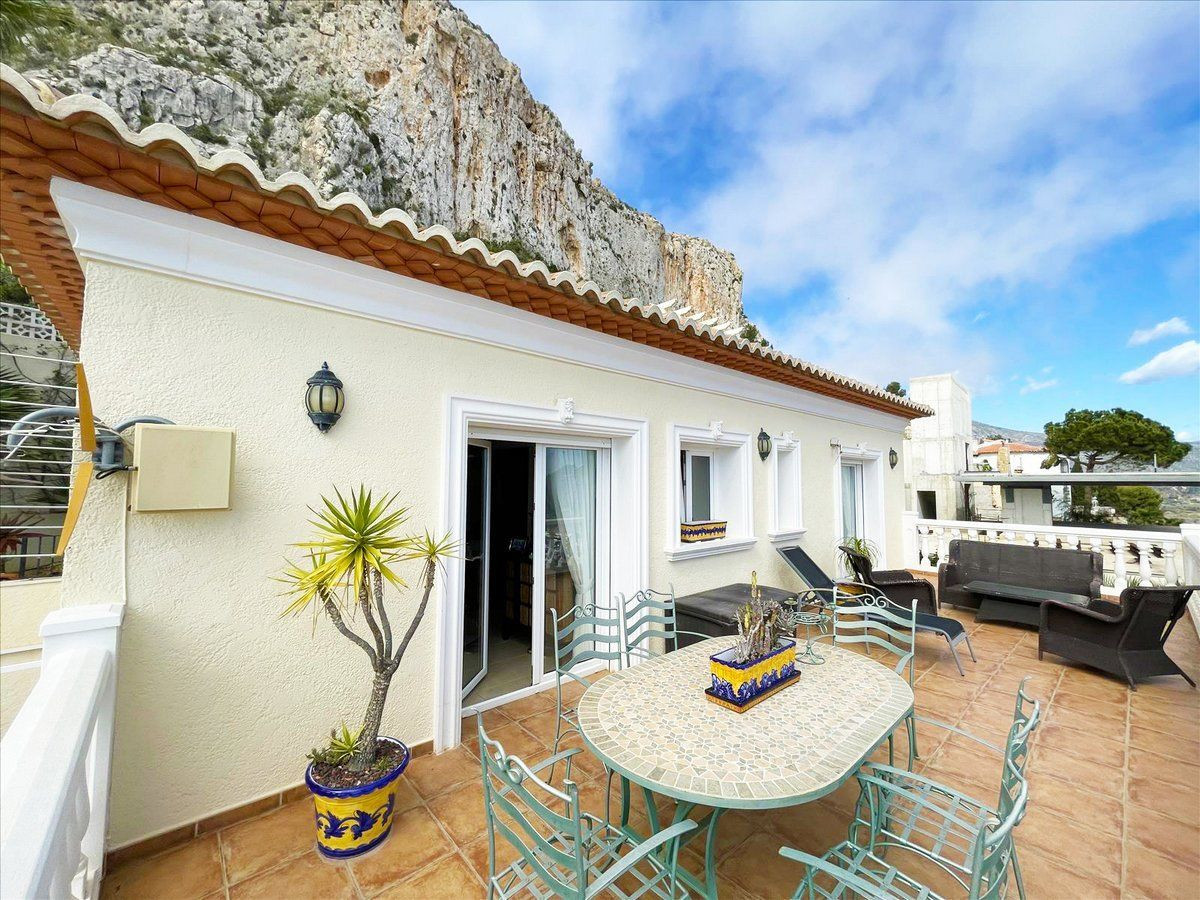 Se vende Villa - Chalet de 3 dormitorios en Costa Blanca, Alicante, España