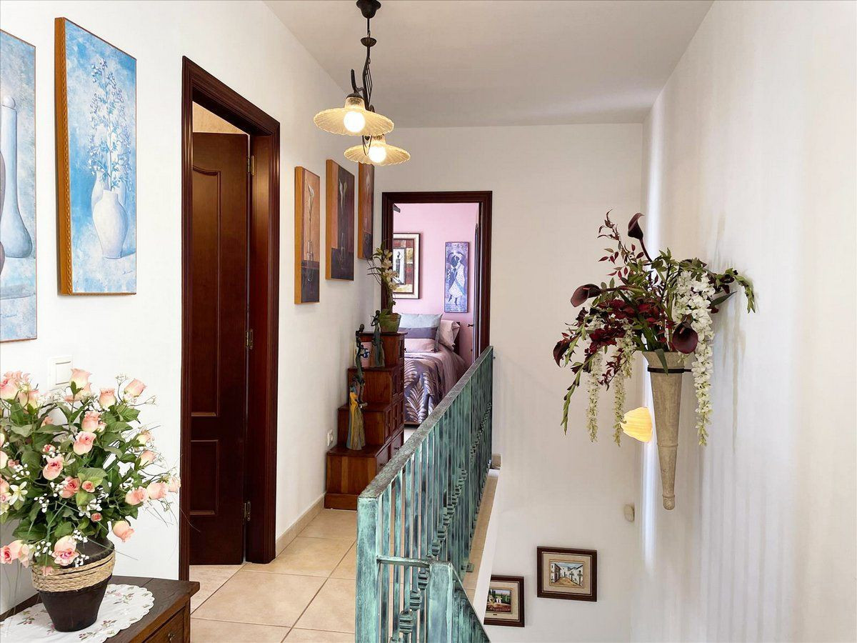 Se vende Villa - Chalet de 3 dormitorios en Costa Blanca, Alicante, España
