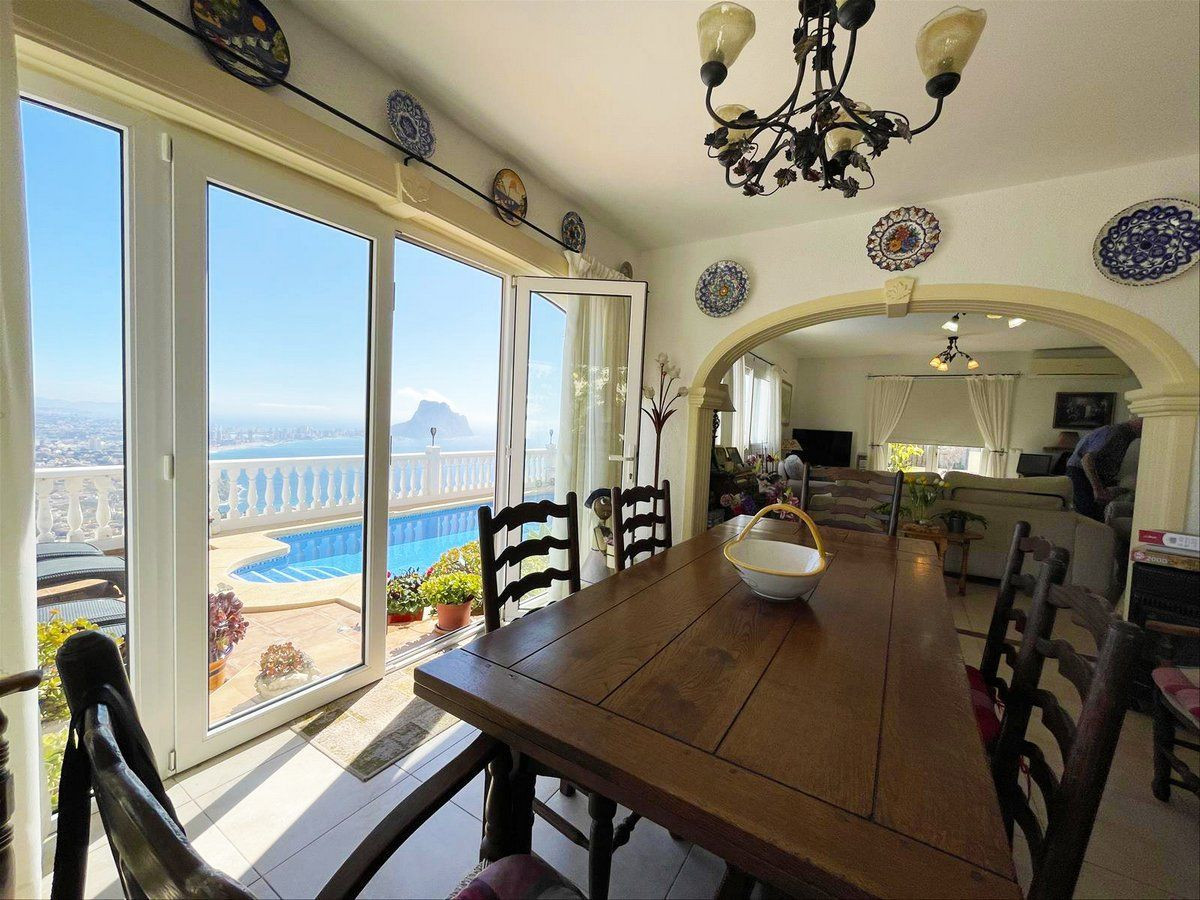 Se vende Villa - Chalet de 3 dormitorios en Costa Blanca, Alicante, España