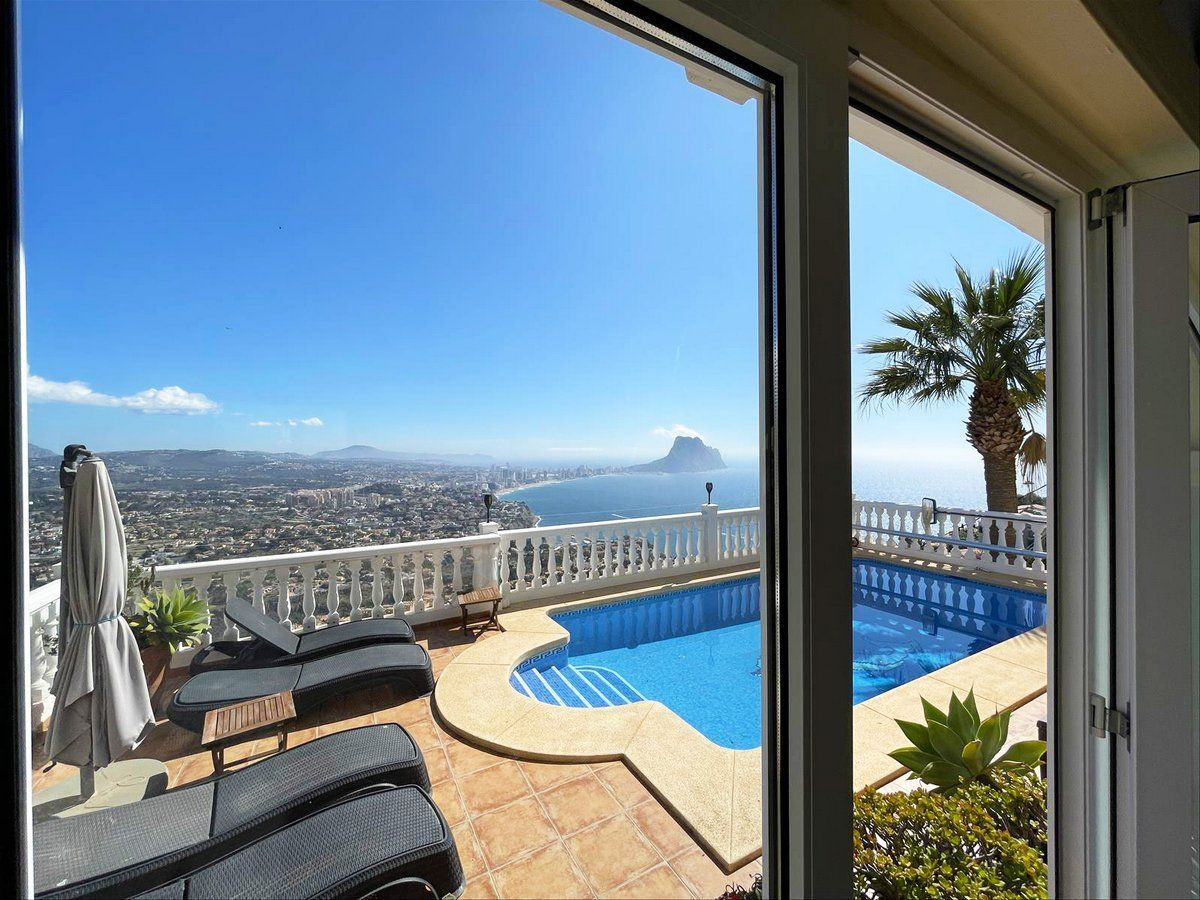 Se vende Villa - Chalet de 3 dormitorios en Costa Blanca, Alicante, España