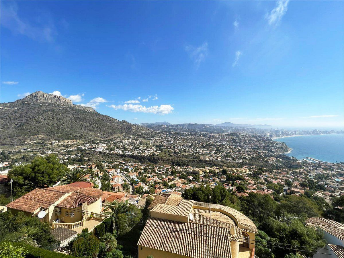 Se vende Villa - Chalet de 3 dormitorios en Costa Blanca, Alicante, España