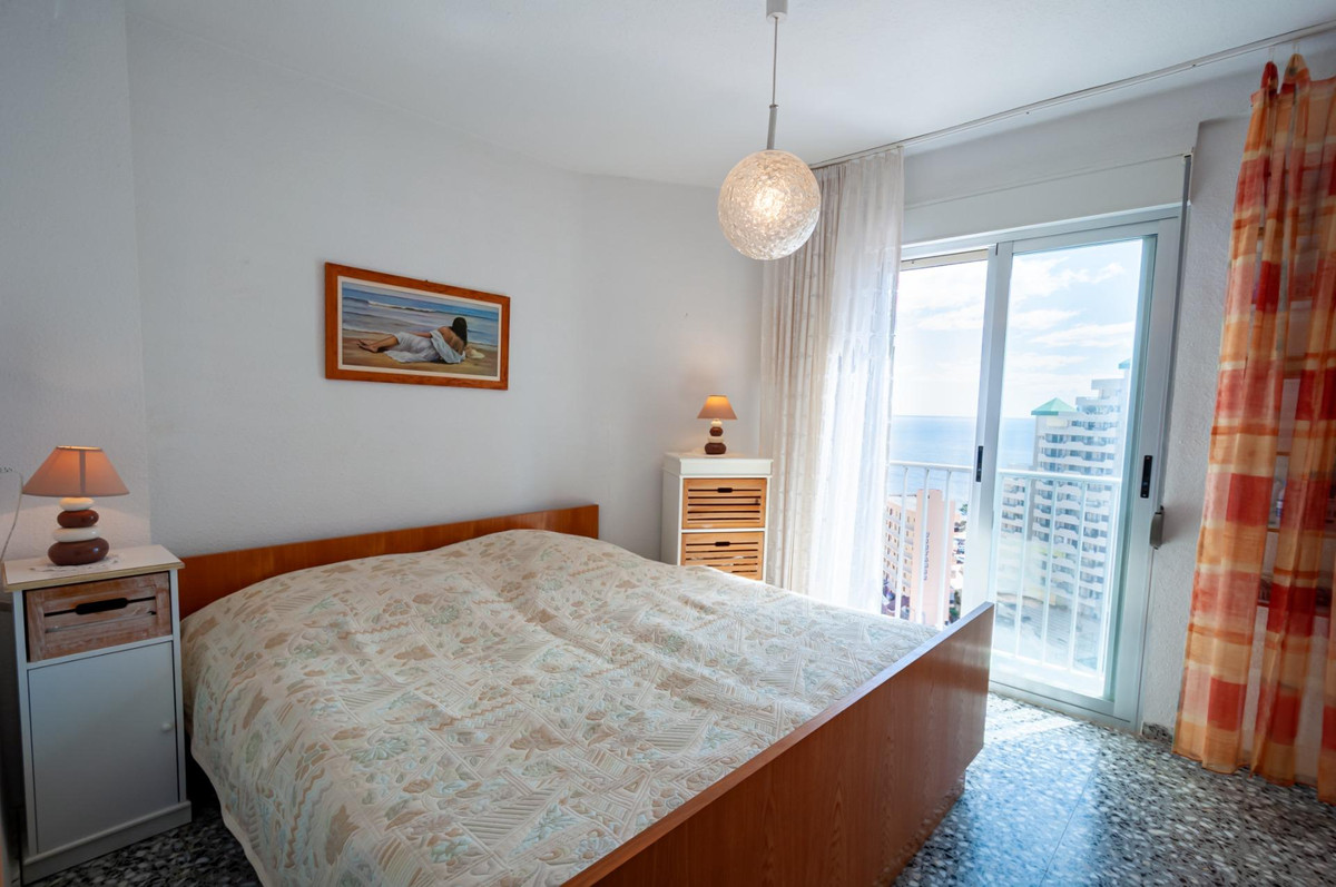 Se vende Apartamento Planta Media de 2 dormitorios en Costa Blanca, Alicante, España