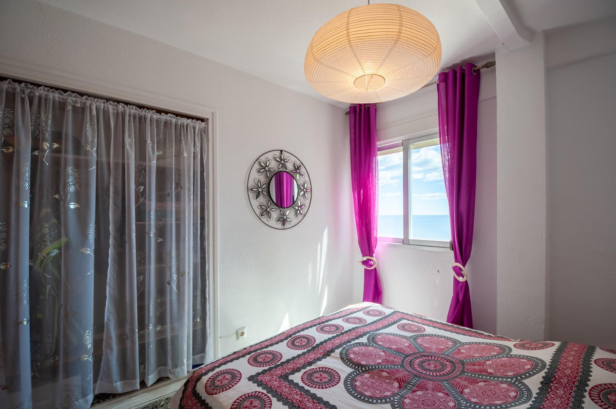 Se vende Apartamento Planta Media de 2 dormitorios en Costa Blanca, Alicante, España