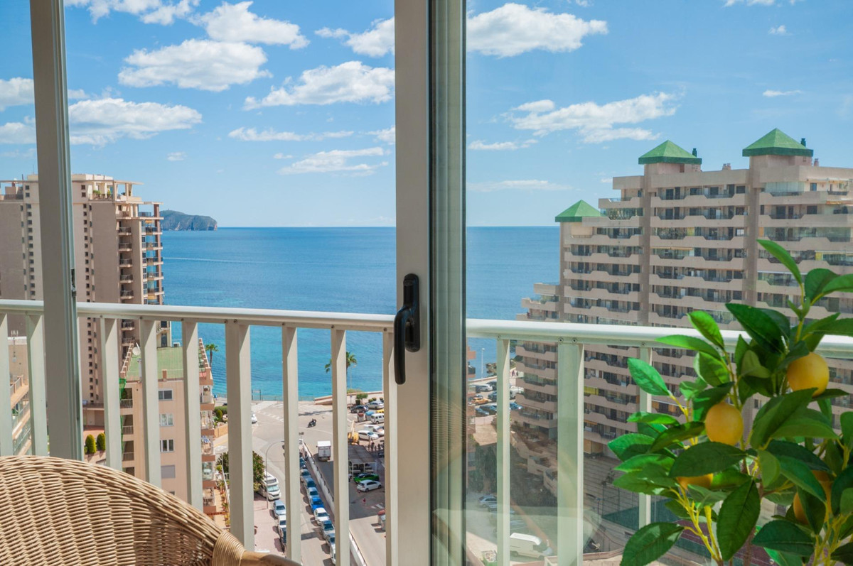 Se vende Apartamento Planta Media de 2 dormitorios en Costa Blanca, Alicante, España