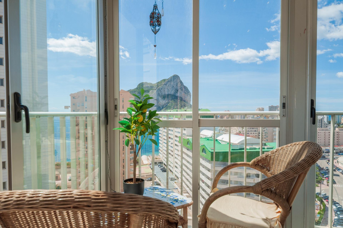 Se vende Apartamento Planta Media de 2 dormitorios en Costa Blanca, Alicante, España