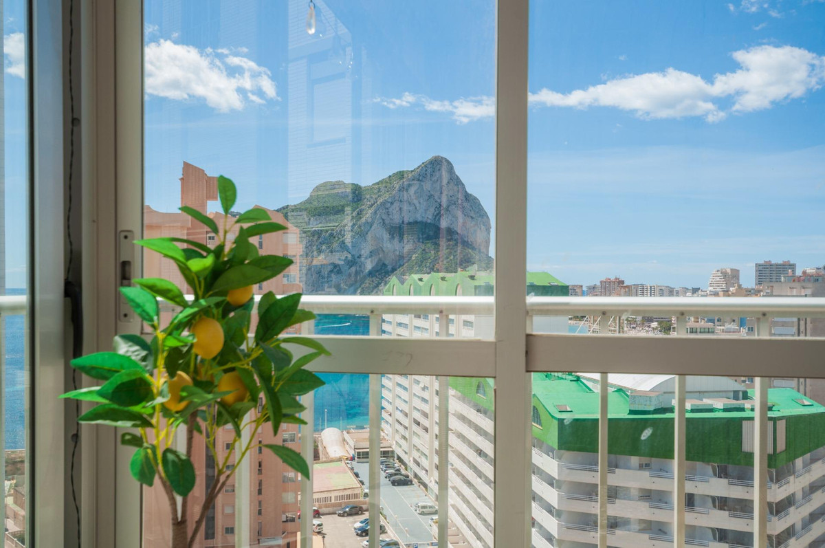Se vende Apartamento Planta Media de 2 dormitorios en Costa Blanca, Alicante, España