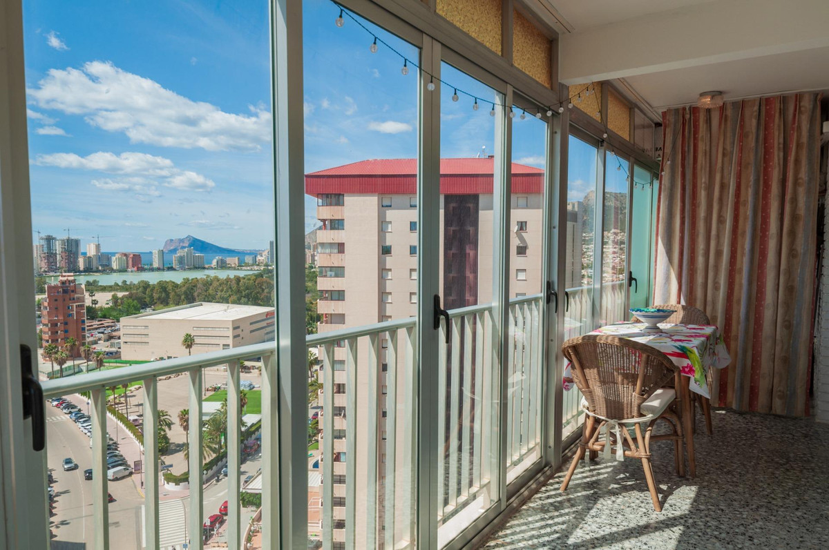 Se vende Apartamento Planta Media de 2 dormitorios en Costa Blanca, Alicante, España