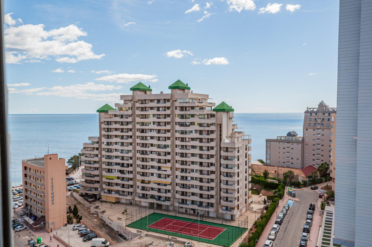 Se vende Apartamento Planta Media de 2 dormitorios en Costa Blanca, Alicante, España