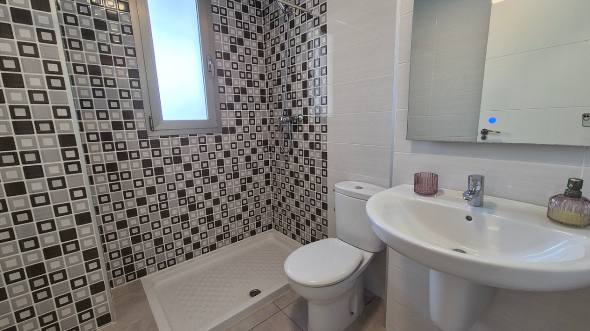 Se vende Ático de 2 dormitorios en Costa Blanca, Alicante, España