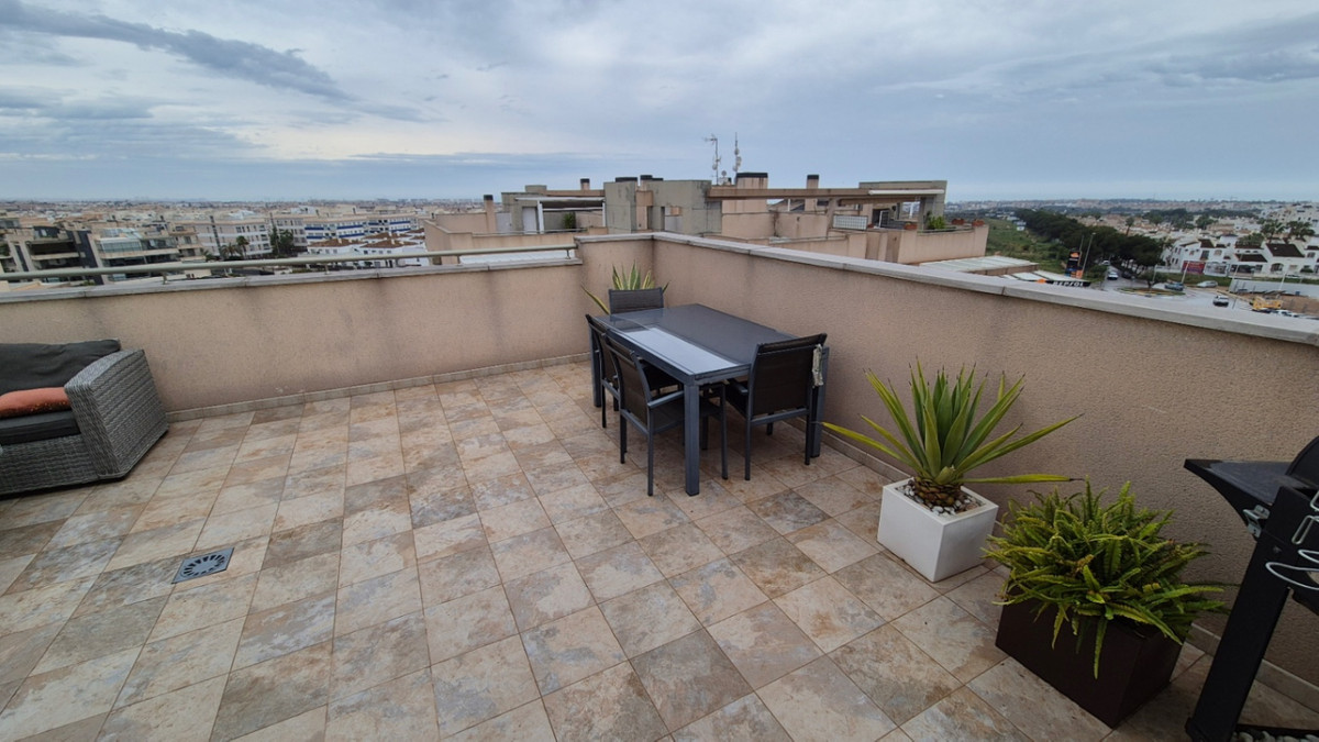 Se vende Ático de 2 dormitorios en Costa Blanca, Alicante, España