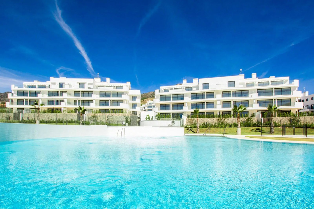 3 Bed Apartment for sale in Higueron Costa Del Sol, Málaga, Spain