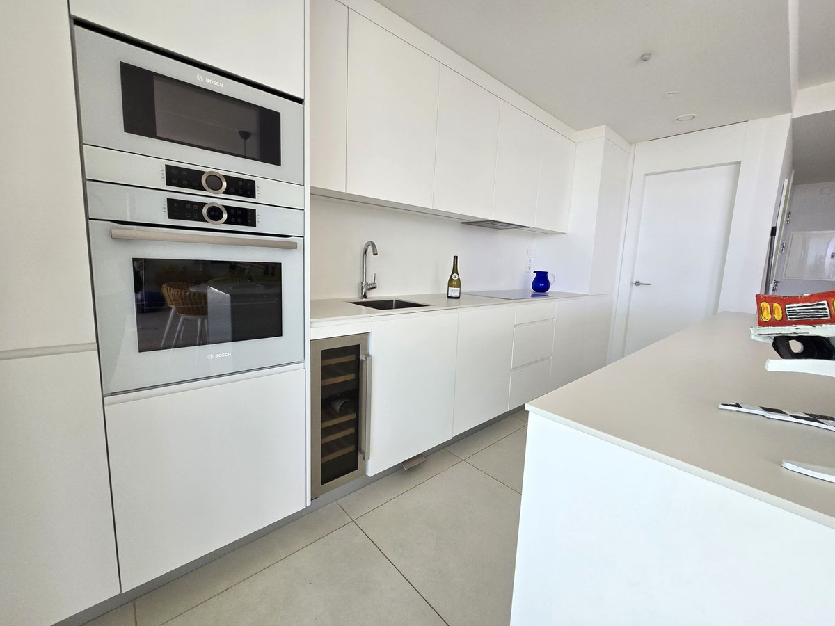 3 Bed Apartment for sale in Higueron Costa Del Sol, Málaga, Spain
