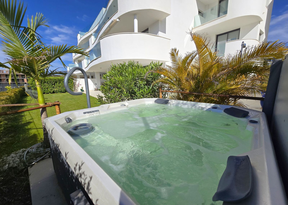 3 Bed Apartment for sale in Higueron Costa Del Sol, Málaga, Spain